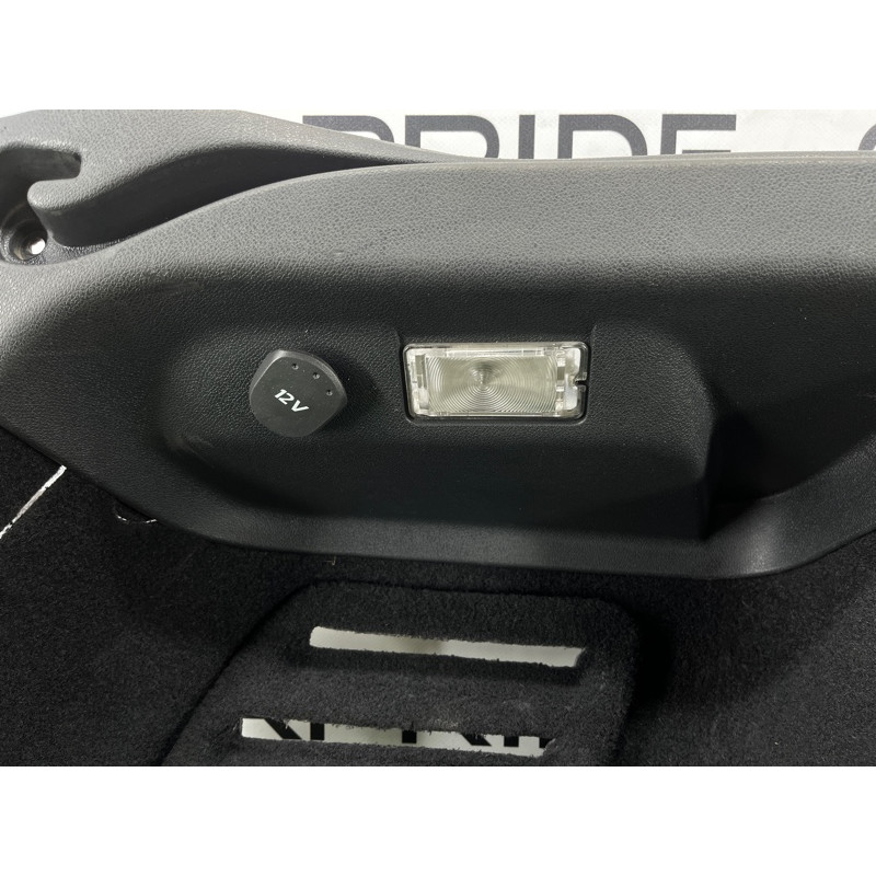 Обшивка багажника (салон) Renault Megane 3 2011 1,5 dCi (K9K837) 769180018R