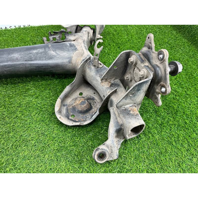 Балка подвески (подвеска) Renault Megane 3 2011 1,5 dCi (K9K837) 555015135R