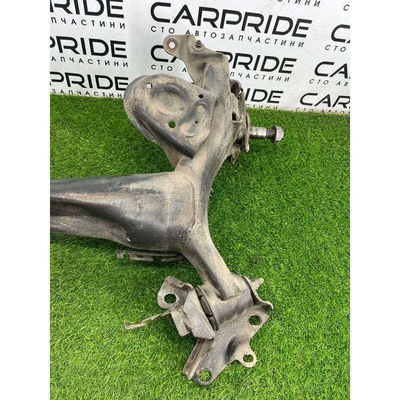 Балка подвески (подвеска) Renault Megane 3 2011 1,5 dCi (K9K837) 555015135R