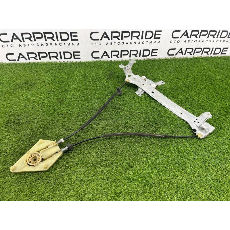 Механизм стеклоподъемника (кузов и элементы) Renault Megane 3 2011 1,5 dCi (K9K837) 827200008R