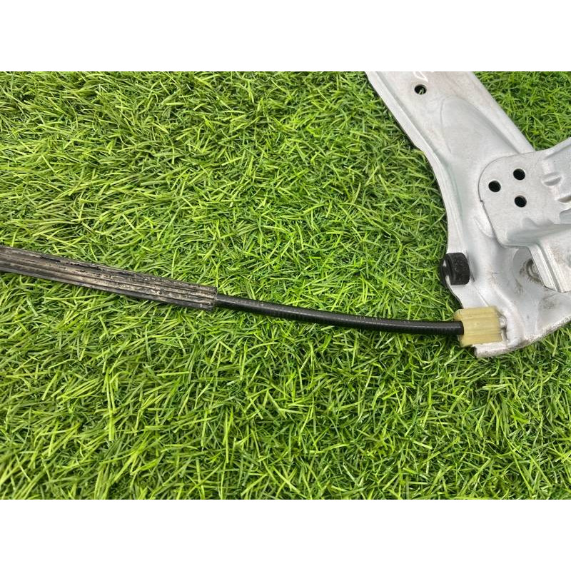 Механизм стеклоподъемника (кузов и элементы) Renault Megane 3 2011 1,5 dCi (K9K837) 827200008R