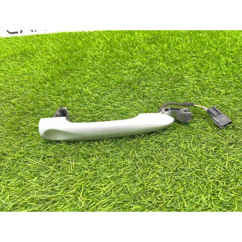 Ручка двери внешняя (кузов и элементы) Renault Megane 3 2011 1,5 dCi (K9K837) 806B03759R