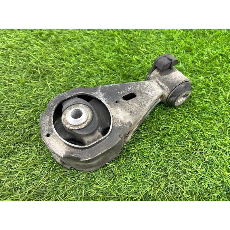 Подушка двигателя (двигатель и элементы) Renault Megane 3 2011 1,5 dCi (K9K837) 113560009R