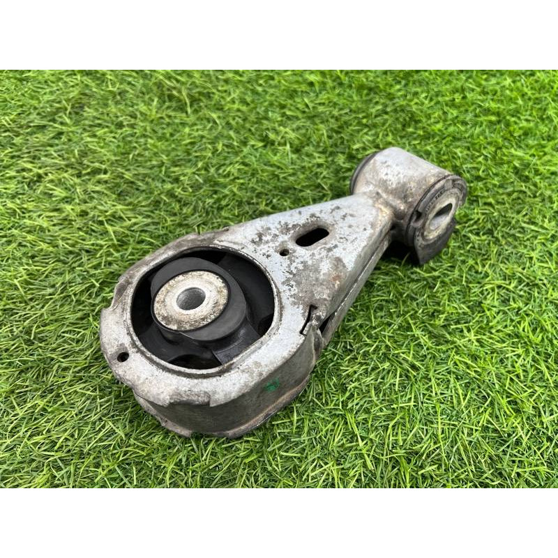 Подушка двигателя (двигатель и элементы) Renault Megane 3 2011 1,5 dCi (K9K837) 113560009R