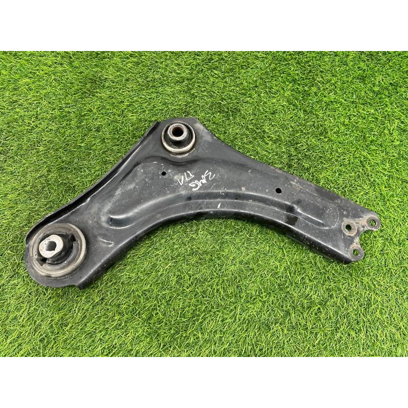 Рычаг подвески (подвеска) Renault Megane 3 2011 1,5 dCi (K9K837) 545016101R