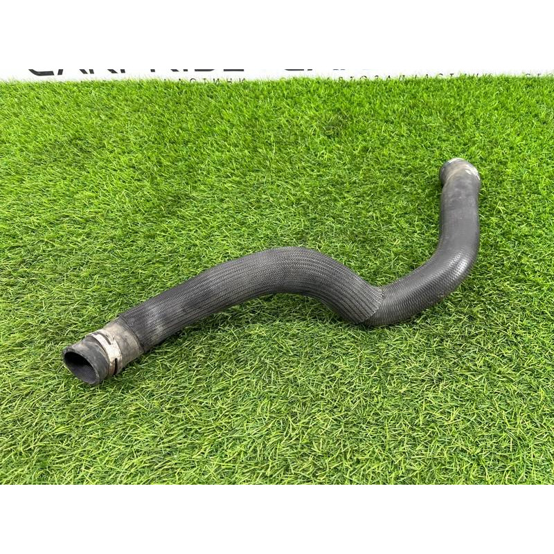 Шланг (система охолодження) Renault Megane 3 2011 1,5 dCi (K9K837) 215010021R