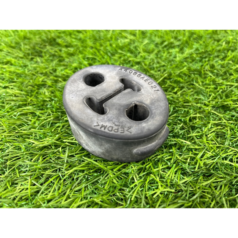 Подушка глушителя (выпускная система) Subaru Forester SK 2019 2.5 44066AE021