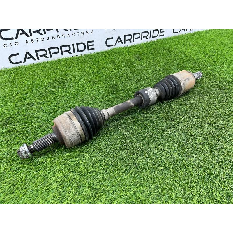 Привод (трансмиссия) Renault Megane 3 2011 1,5 dCi (K9K837) 391016076R