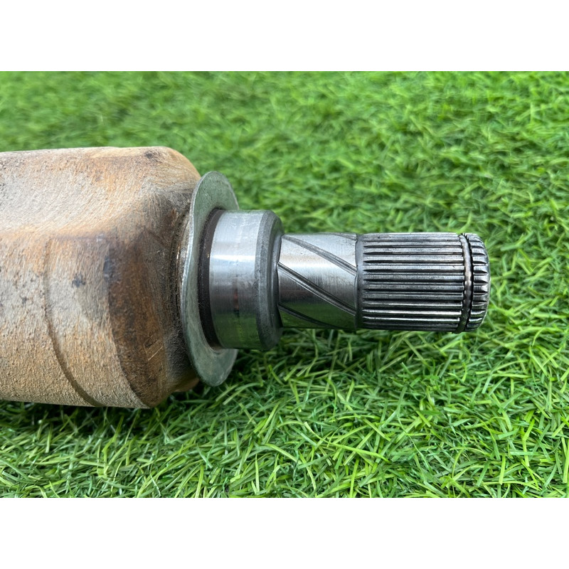 Привод (трансмиссия) Renault Megane 3 2011 1,5 dCi (K9K837) 391016076R