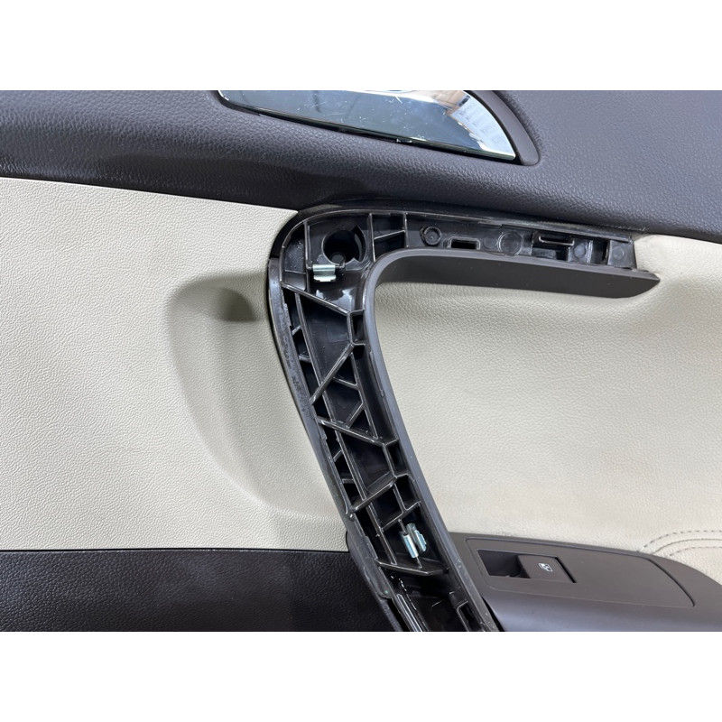 Дверная карта (салон) Opel Insignia A 2009 2.0 DTH 13327688