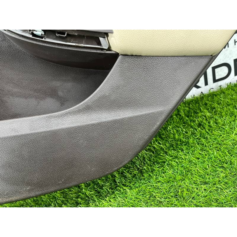 Дверная карта (салон) Opel Insignia A 2009 2.0 DTH 13327688