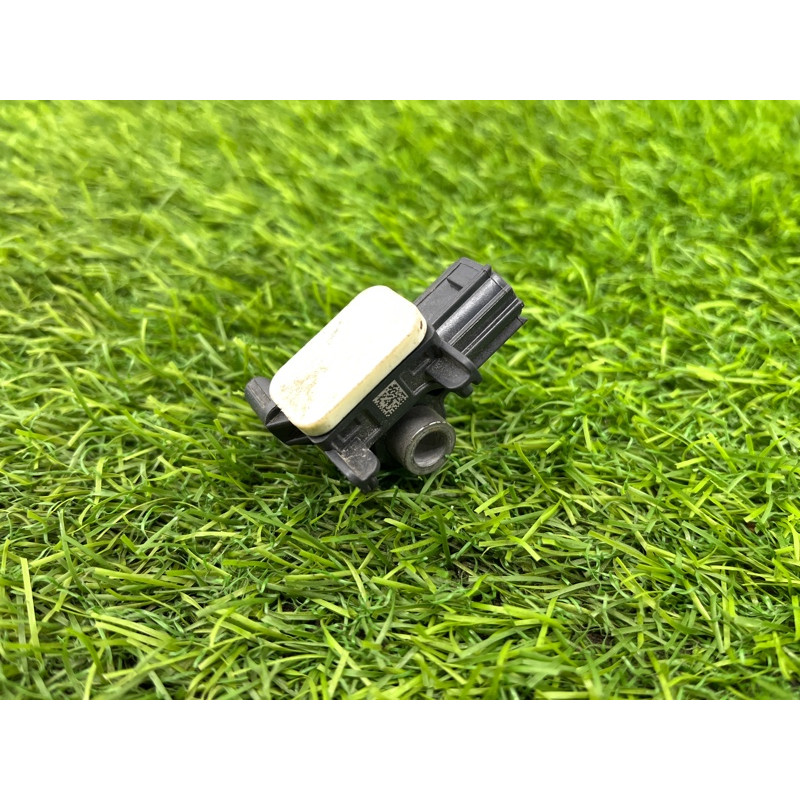 Датчик удара (электрика / датчики) Subaru OUTBACK B15 98237AL00A