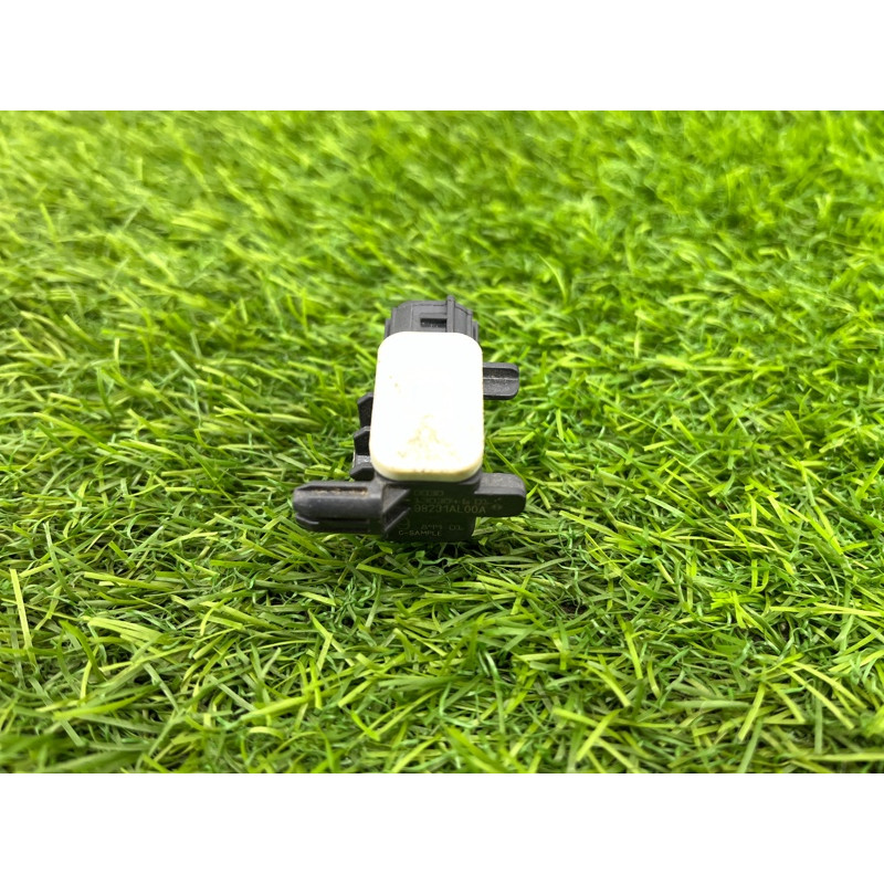 Датчик удара (электрика / датчики) Subaru OUTBACK B15 98237AL00A