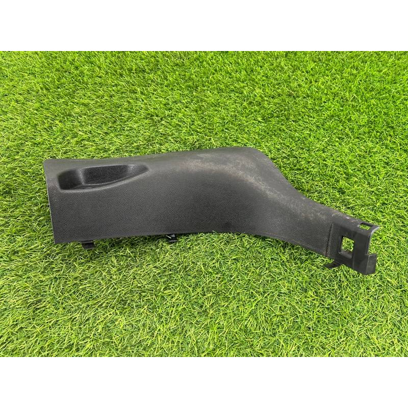 Накладка на порог (кузов и элементы) Renault Megane 3 2011 1,5 dCi (K9K837) 768370017R