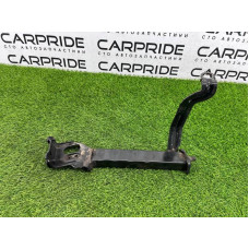 Кронштейн подрамника