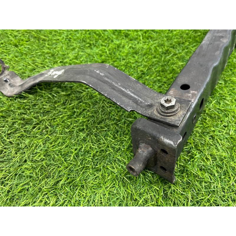 Кронштейн подрамника (подвеска) Renault Megane 3 2011 1,5 dCi (K9K837) 544C40006R