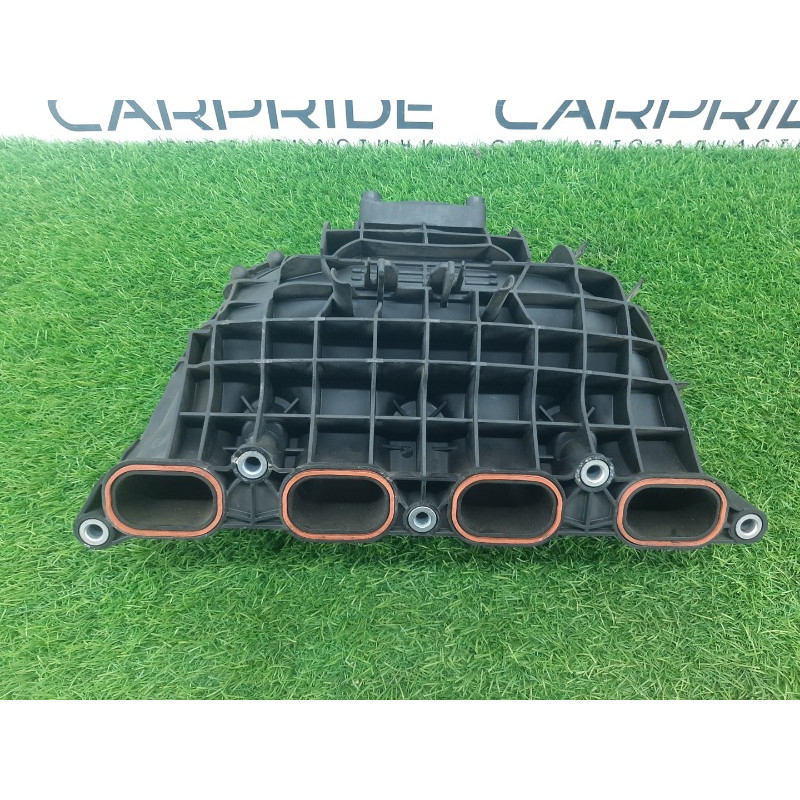 Впускний колектор (подача палива) BMW 3-series F30 2013 N26B20 11617588126