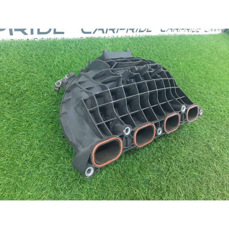 Впускний колектор (подача палива) BMW 3-series F30 2013 N26B20 11617588126