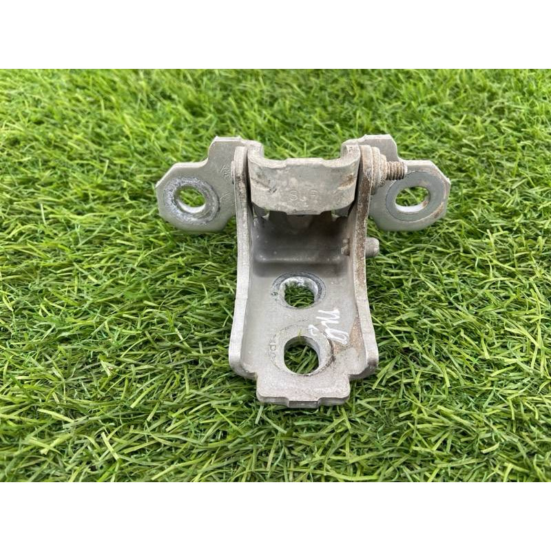 Петля дверей (кузов і елементи) Renault Megane 3 2011 1,5 dCi (K9K837) 804000018R