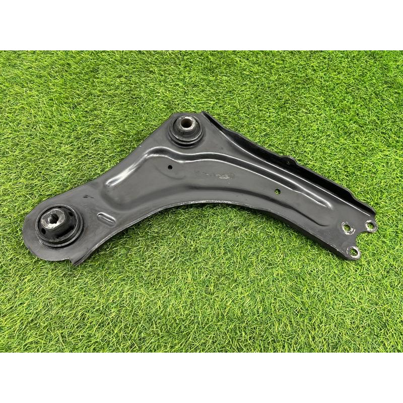 Рычаг подвески (подвеска) Renault Megane 3 2011 1,5 dCi (K9K837) 545006560R