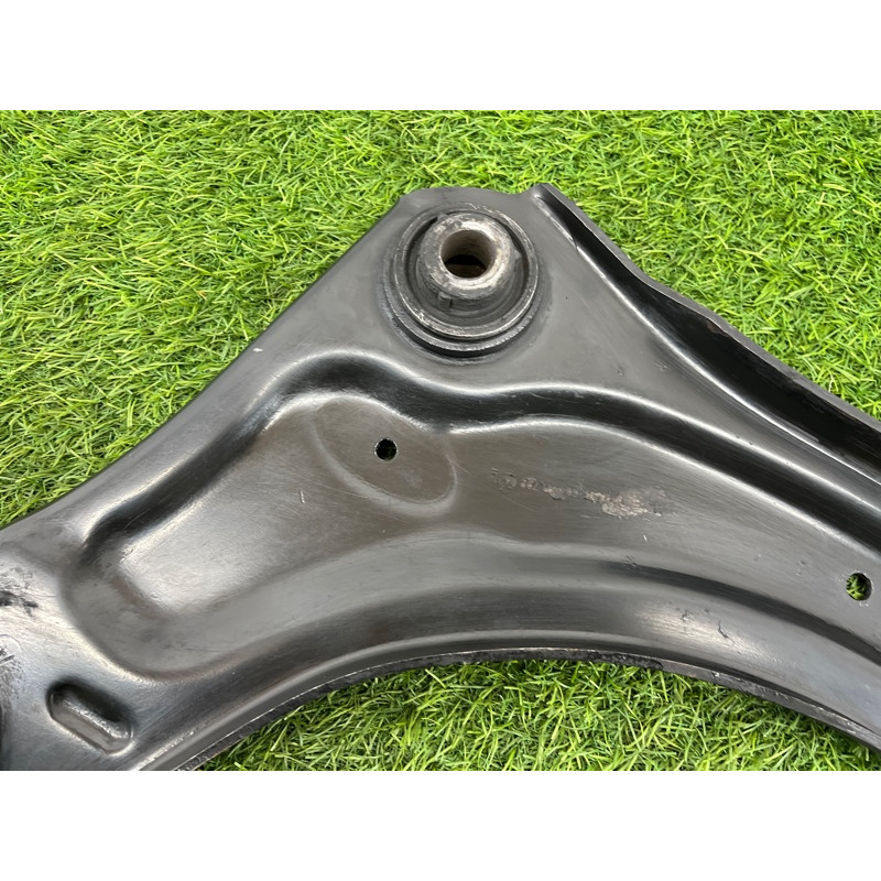 Рычаг подвески (подвеска) Renault Megane 3 2011 1,5 dCi (K9K837) 545006560R