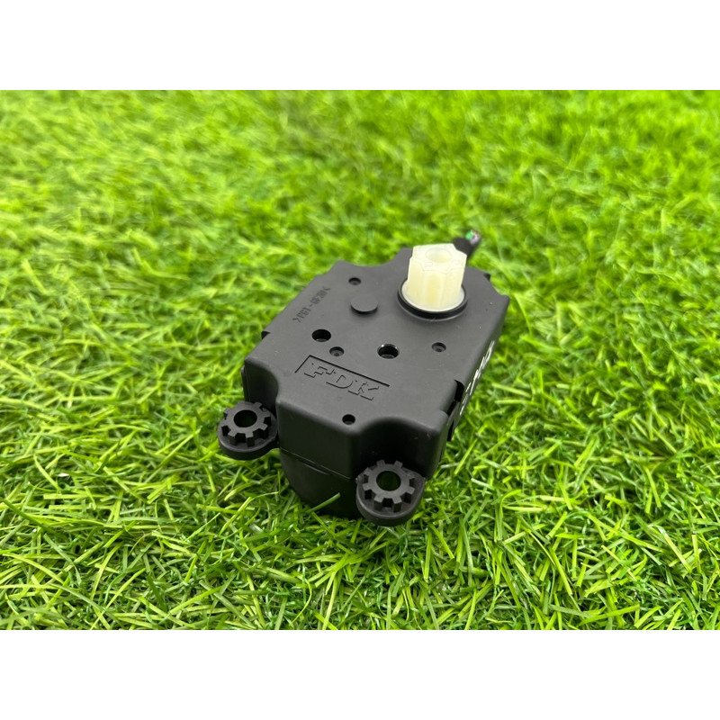 Привод заслонки отопителя (отопление и кондиционирование) Renault Megane 3 2011 1,5 dCi (K9K837) N101980G