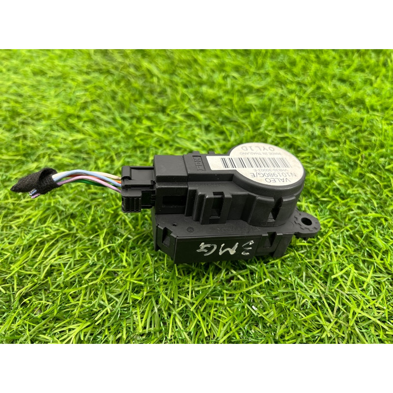 Привод заслонки отопителя (отопление и кондиционирование) Renault Megane 3 2011 1,5 dCi (K9K837) N101980G