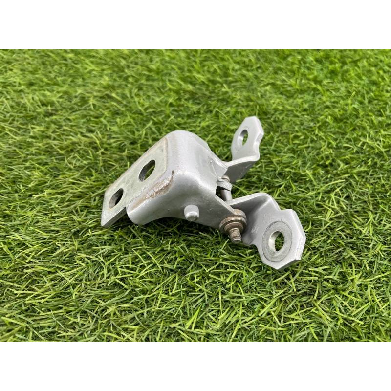 Петля двери (кузов и элементы) Renault Megane 3 2011 1,5 dCi (K9K837) 804000017R