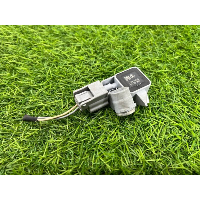 Датчик удара (электрика / датчики) Renault Megane 3 2011 1,5 dCi (K9K837) 988312833r