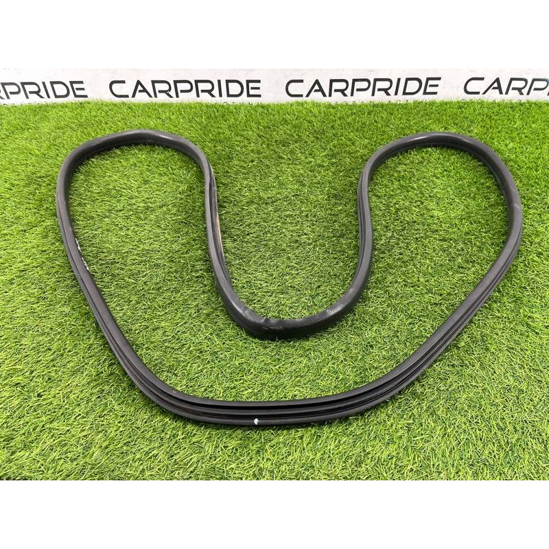 Уплотнитель проема двери (кузов и элементы) Renault Megane 3 2011 1,5 dCi (K9K837) 769240015R