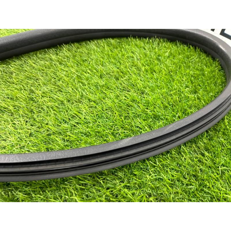 Уплотнитель проема двери (кузов и элементы) Renault Megane 3 2011 1,5 dCi (K9K837) 769240015R