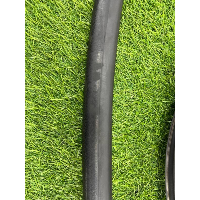 Уплотнитель проема двери (кузов и элементы) Renault Megane 3 2011 1,5 dCi (K9K837) 769240015R