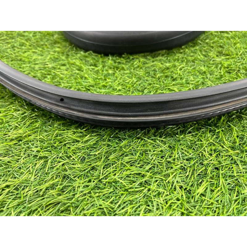 Уплотнитель проема двери (кузов и элементы) Renault Megane 3 2011 1,5 dCi (K9K837) 769240015R