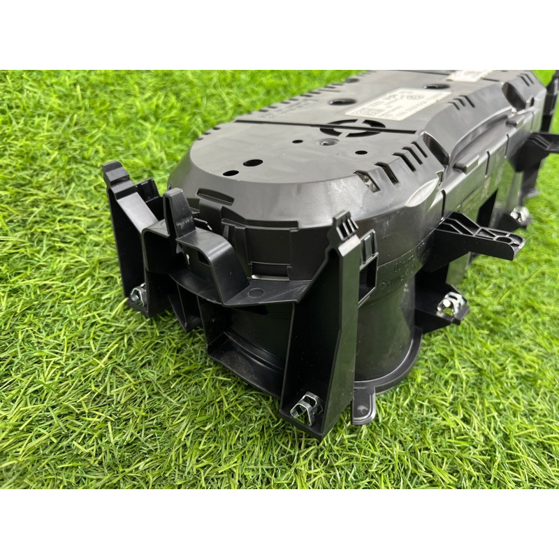 Панель приладів (салон) Volkswagen Passat B8 2016 2.0 tdi 3G0920941A