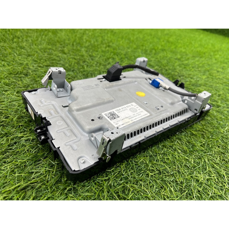 Магнитофон (электрика) Volkswagen Passat B8 2016 2.0 tdi 5G6919605B