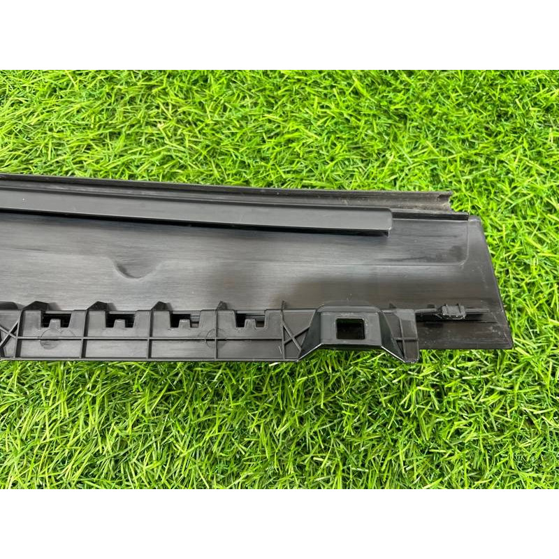 Накладка двери боковая (кузов и элементы) Volkswagen Passat B8 2016 2.0 tdi 3g0839902t