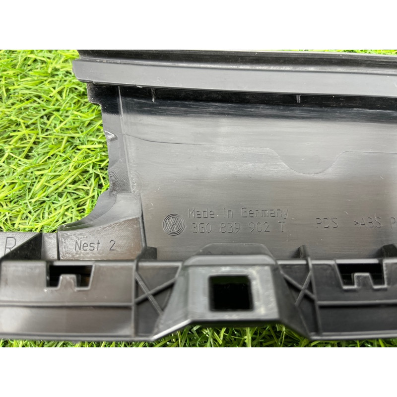 Накладка двери боковая (кузов и элементы) Volkswagen Passat B8 2016 2.0 tdi 3g0839902t