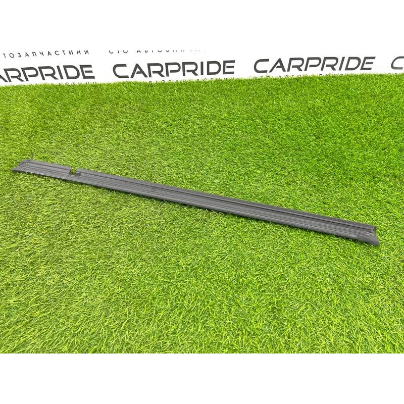 Молдинг стекла внутренний (наружные элементы кузова) Volkswagen Passat B8 2016 2.0 tdi 3G9839480