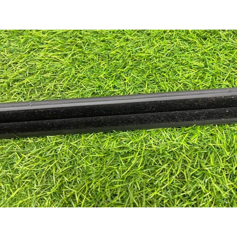 Молдинг стекла внутренний (наружные элементы кузова) Volkswagen Passat B8 2016 2.0 tdi 3G9839480