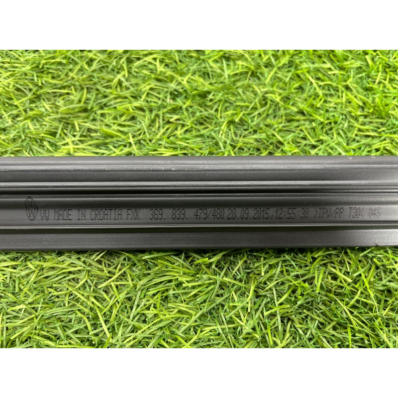 Молдинг стекла внутренний (наружные элементы кузова) Volkswagen Passat B8 2016 2.0 tdi 3G9839480