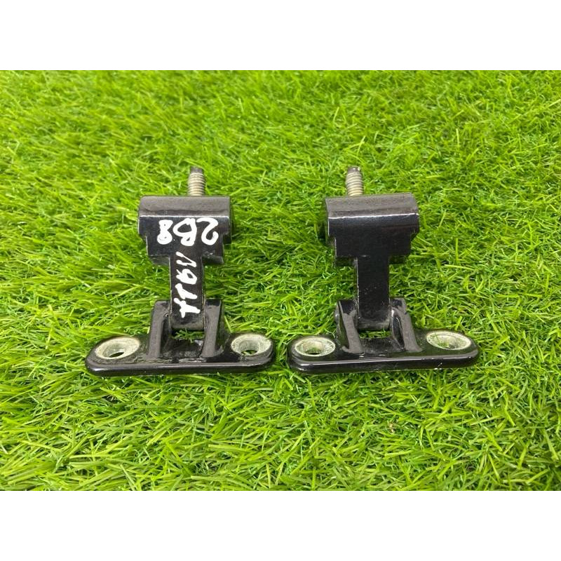 Петля багажника (кузов и элементы) Volkswagen Passat B8 2016 2.0 tdi 8V3827299B