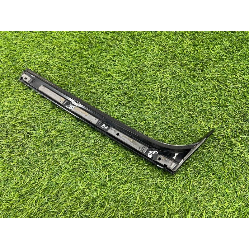 Накладка крышки багажника (кузов и элементы) Volkswagen Passat B8 2016 2.0 tdi 3G9805945041