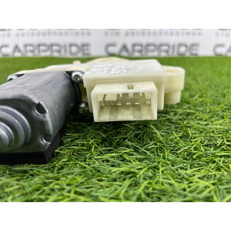 Мотор стеклоподъемника (электрика) Volkswagen Passat B8 2016 2.0 tdi 5Q4959811E