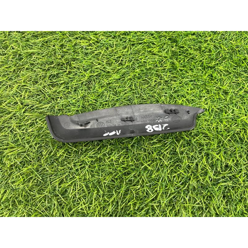 Накладка фонаря заднего (кузов и элементы) Volkswagen Passat B8 2016 2.0 tdi 3G9945309A