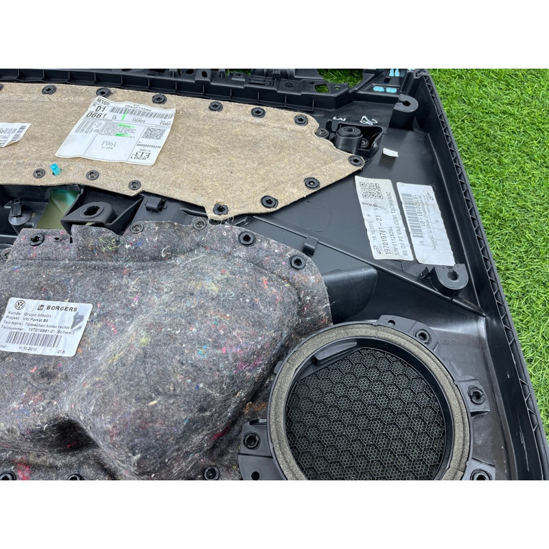 Дверная карта (салон) Volkswagen Passat B8 2016 2.0 tdi 3G9867212ACHQB