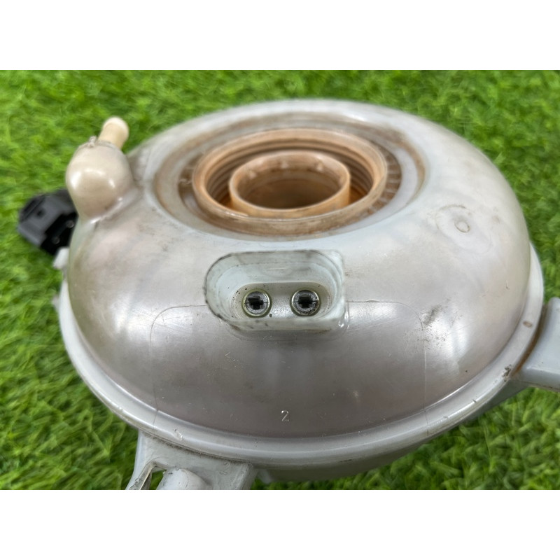 Бачок расширительный (система охлаждения) Volkswagen Passat B8 2016 2.0 tdi 5Q0121407T