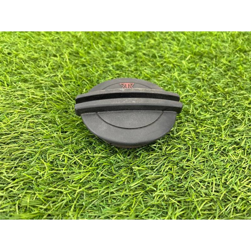 Крышка расширительного бачка (система охлаждения) Volkswagen Passat B8 2016 2.0 tdi 2Q0121321A