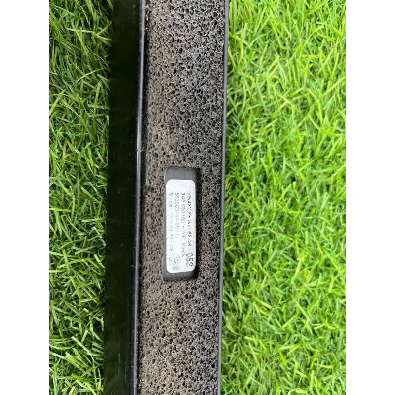 Рейлинг на крышу (кузов и элементы) Volkswagen Passat B8 2016 2.0 tdi 3G9860025Q