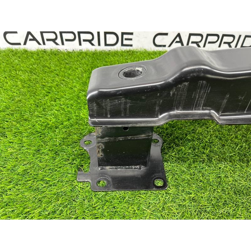 Усилитель бампера (наружные элементы кузова) Volkswagen Passat B8 2016 2.0 tdi 3G0807305E