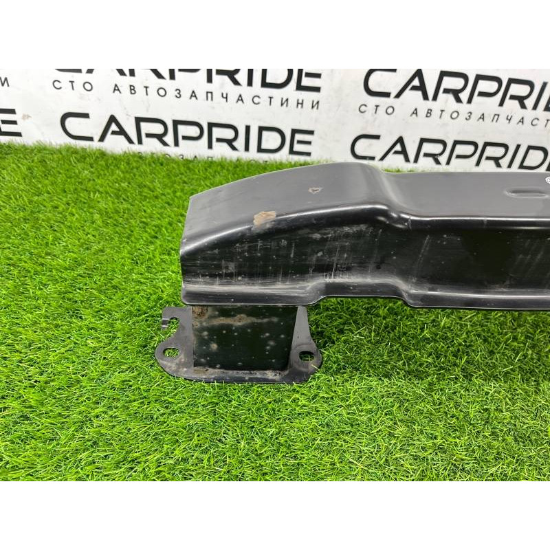 Усилитель бампера (наружные элементы кузова) Volkswagen Passat B8 2016 2.0 tdi 3G0807305E